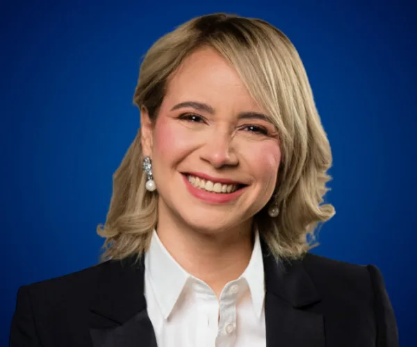Vilma Nuñez — Conferencista de Ventas Ventas B2b